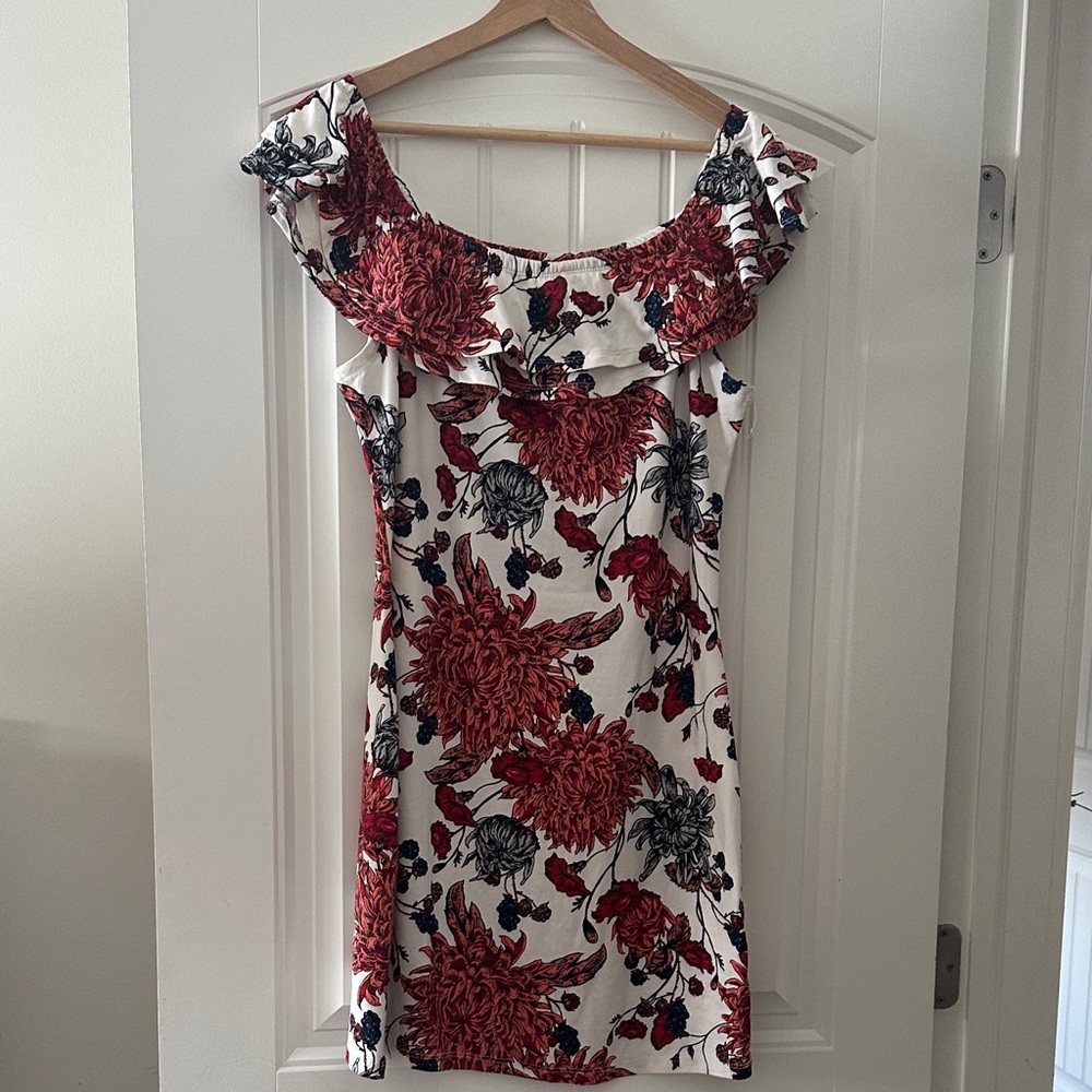 Kiss One-Shoulder Floral Dress in Red, White and Black